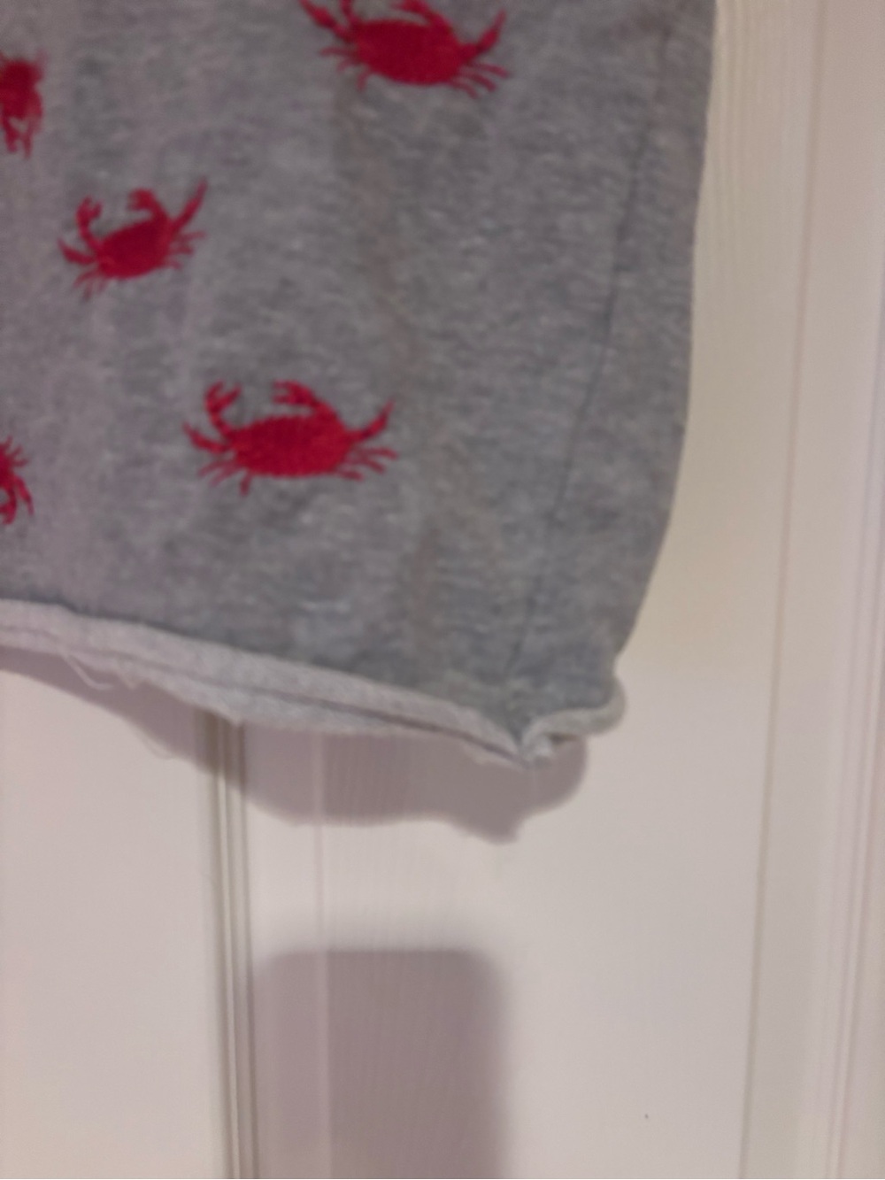 Maeve by Anthropologie Gray Sweatshirt with Red Crab Print - L - Picture 3 of 7